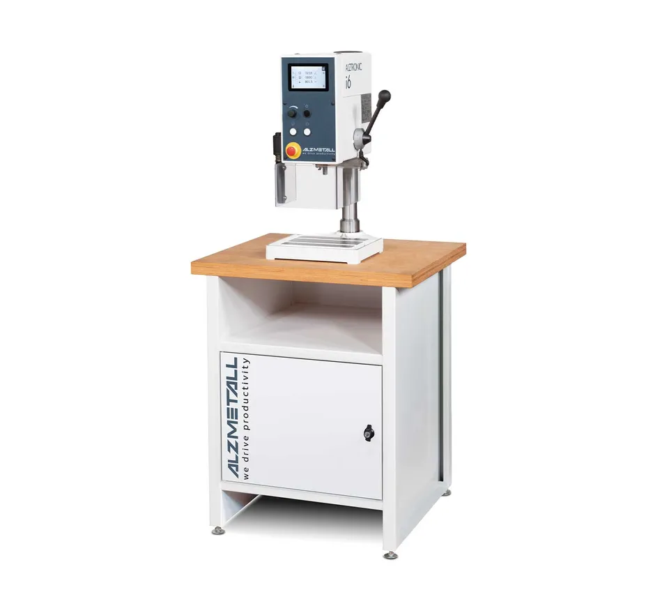 alzmetall-alztronic-i6-cnc-steuerung image 1